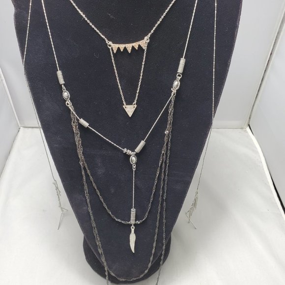 BKE silver layered necklace with stones - Picture 2 of 12
